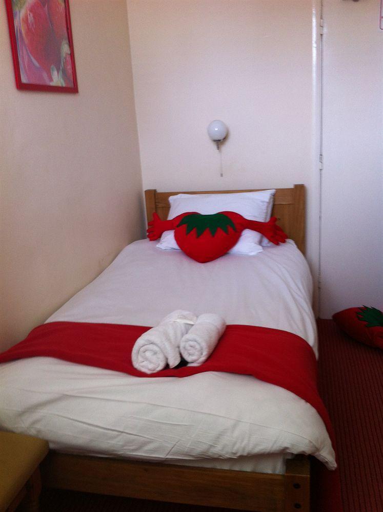 Strawberry Fields Hotel Brighton ภายนอก รูปภาพ